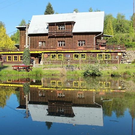 Hostinec U Certova Mlyna Libavske Udoli Luaran gambar